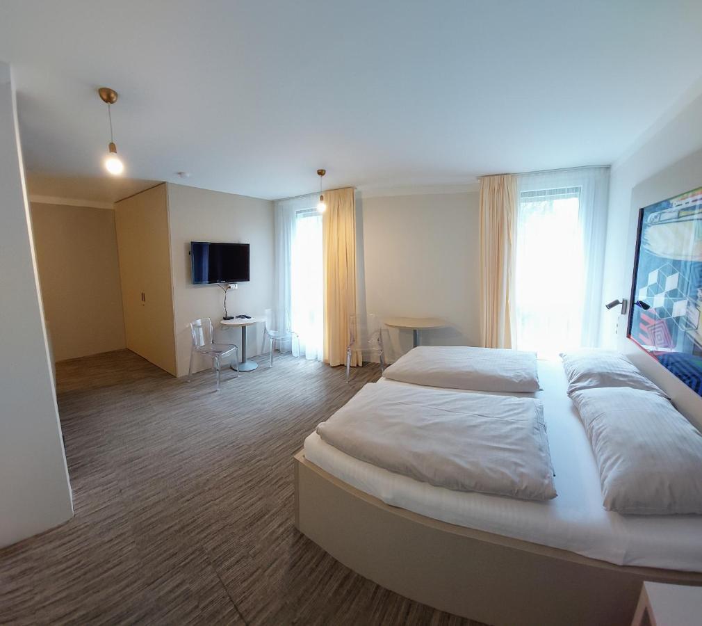 Smarthotel Nezvalova Archa Olomouc Exterior photo