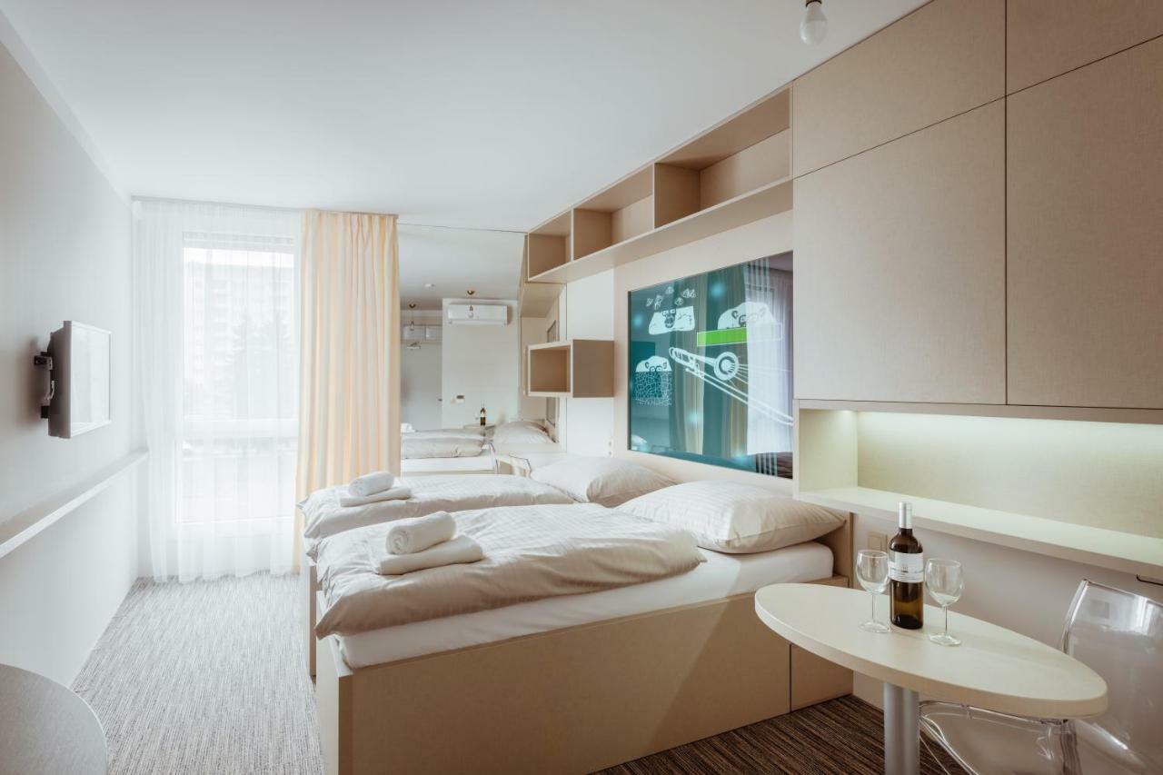 Smarthotel Nezvalova Archa Olomouc Exterior photo